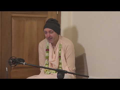 The Right Direction To Krsna's Consciousness: Making The Right Choices