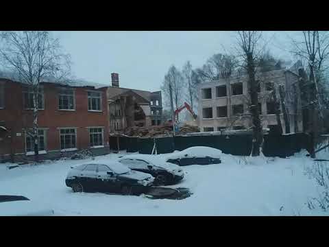 В Сыктывкаре сносят здание бывшего КГПИ