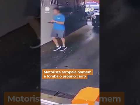 Motorista atropela homem e tomba o próprio carro #shorts