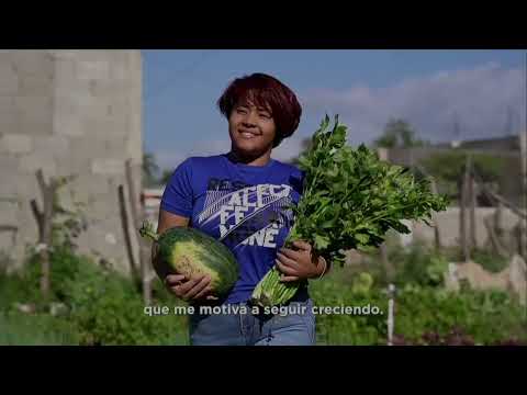 Premio Mujer Supérate - Con la presencia del Sr. Presidente de la República Luis Abinader.