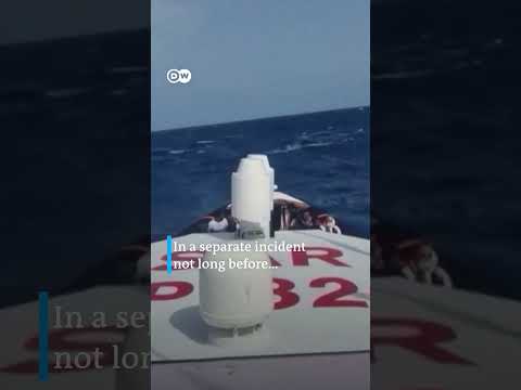Italian coast guard has rescued migrants from a wooden boat | DW News