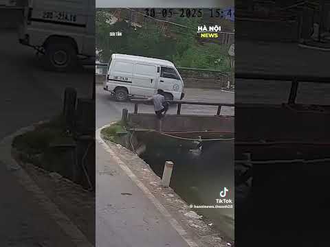 Ai Nhanh Hơn Là Không Ướt 😂 #nhachaymoingay #music #tiếu #nhacdienturemix #nhac8x #musicapp