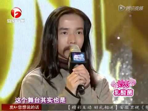【中國達人秀】拾荒者《朋友別哭》唱英文歌 感動全場 18 57