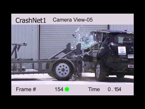 Video crash test Nissan LEAF od leta 2010