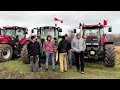 Polish farmers block main roads in protest | REUTERS  - 00:55 min - News - Video