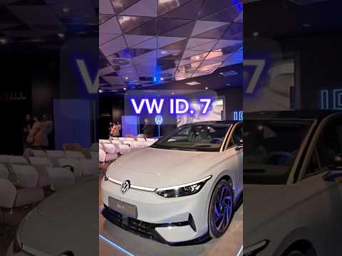 ? PRIMICIA: El Volkswagen ID.7 se deja ver por Madrid. Acércate gratis a las Cuatro Torres #shorts