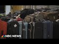 Winter flight delays in U.S. lead to lost baggage nationwide
