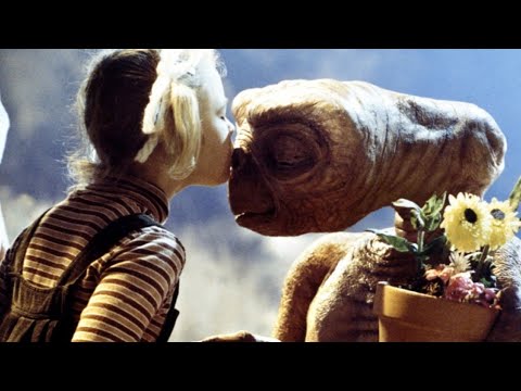 Се сеќавате на филмот „E.T.“? Погледнете како изгледаат актерите денес