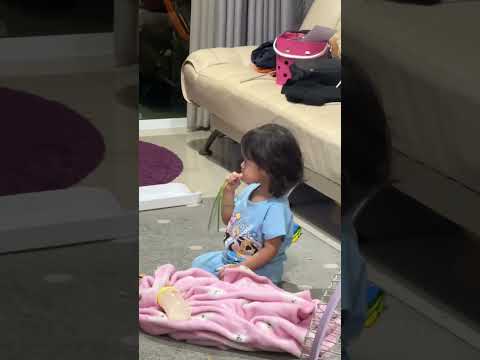 น้องภีบขโมยต้นหอมมากิน อร่อยเลย