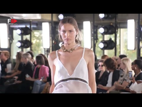 SACAI Best Looks Spring 2024 Paris - Fashion Channel