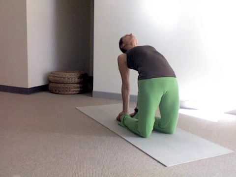 Yoga Backbend Camel Pose Flow Ustrasana - YouTube