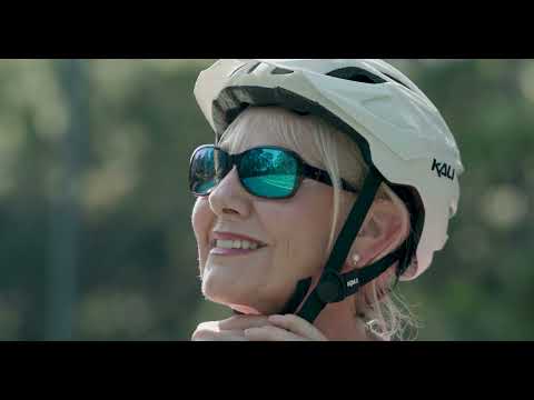 Buzz Through Life on Cerana T2 Electric Trike