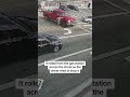 Runaway truck crashes into California barbershop  - 00:23 min - News - Video
