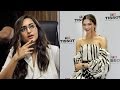 Deepika Padukone & Sonakshi Sinha are 'married', hold ration cards in UP