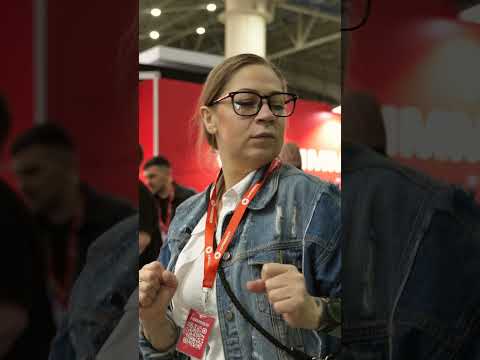 Повз наш стенд неможливо було пройти непоміченим.