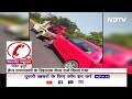 Noida Viral Video: Noida में Car समेत बुजुर्ग को भी उठा ले गए | बुजुर्ग से सुनिए उनकी आपबीती  - 03:53 min - News - Video