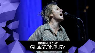 Pond - Paint Me Silver (Glastonbury 2019)