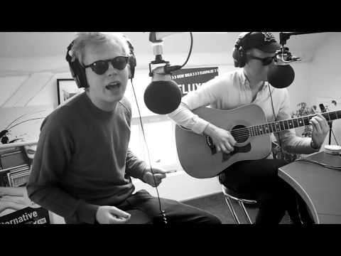 Kakkmaddafakka "Young You" live (acoustic) @FluxFM