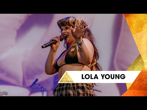 Lola Young - One Thing (Glastonbury 2025)