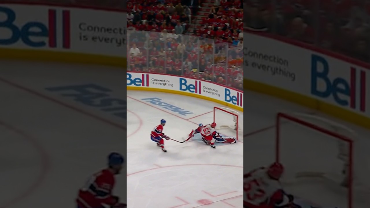 Jakub Dobeš réalise tout un arrêt sur Jackson Blake en début de match! 🛑#SoundTheSiren c. #GoHabsGo