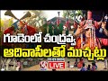 Live : Teenmaar Chandravva Interaction With Adivasis | Eturnagaram | V6 News
