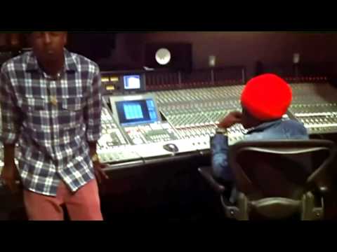 Kendrick Lamar - Bitch, Dont Kill My Vibe (studio preview with Dr.Dre and Andre 3000)