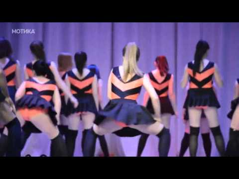 Скандалозно: Руски средношколки тинејџерки играат тверкинг како дел од претставата „Вини Пу“