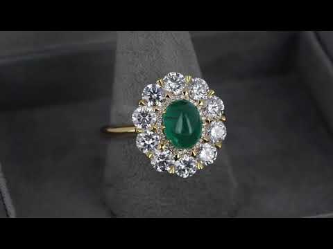 Перстень из желтого золота с изумрудом и бриллиантами