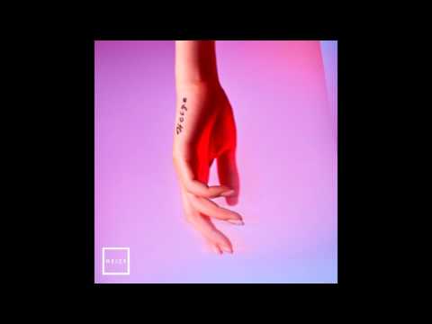 Heize (헤이즈) - 돌아오지마 (Feat. 용준형 Of BEAST 비스트)