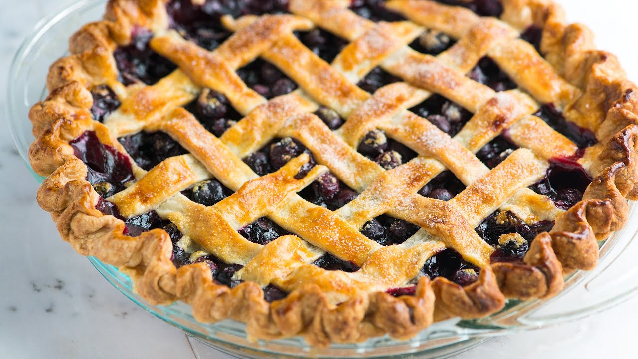 How to Make Homemade Blueberry Pie - Blueberry Pie Recipe ...