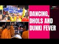 Dunki Fever Takes Over Mumbai, A Fan Dresses Up Like SRKs Hardy