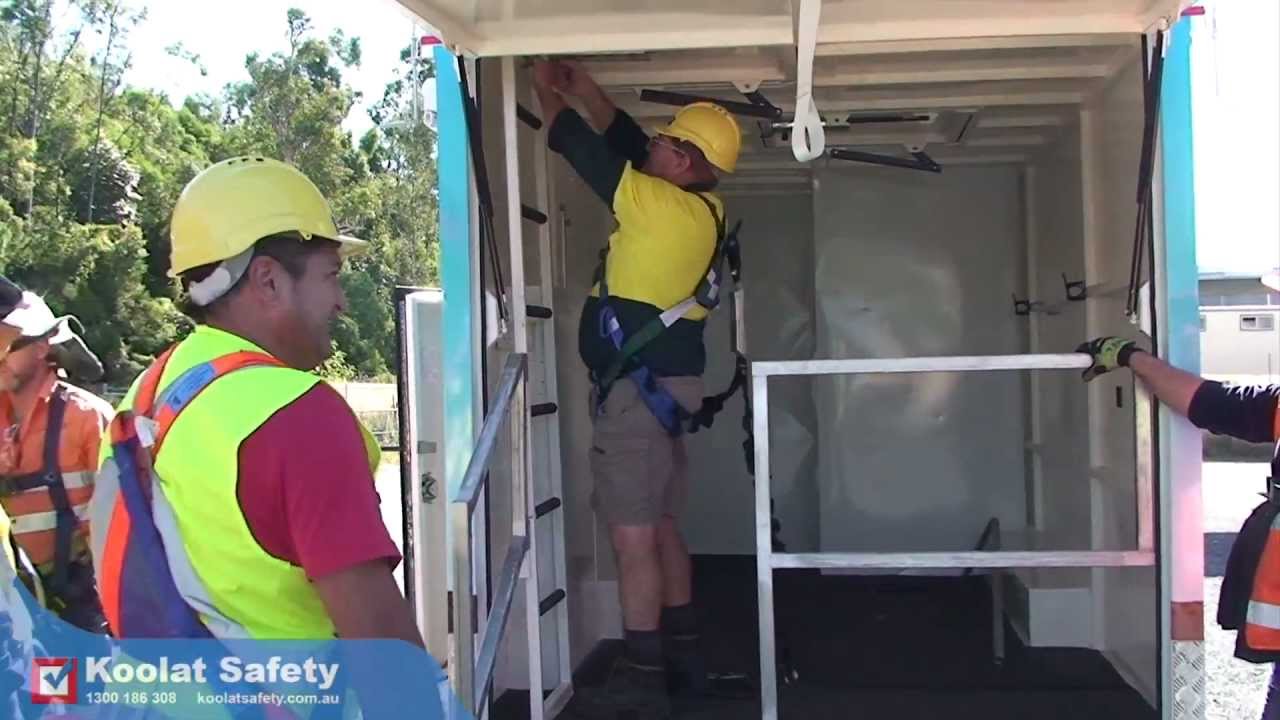 Confined space training video - Confined space trailer - YouTube