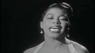 Sarah Vaughan - Live S'Wonderful Experience Unecessary