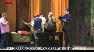STRIGAREA PROFESORILOR CARE AU IESIT LA PENSIE