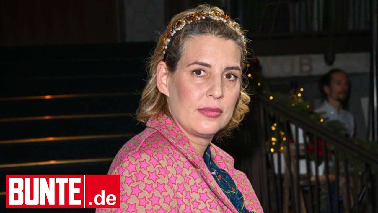 Elena Uhlig: Meine Füße – das Trauma meines Lebens