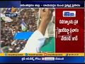 YS Jagan Showers Offers to Voters at Anantapur