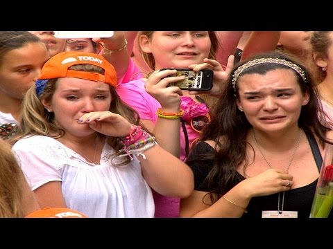 FAMOSOS SORPRENDEN A SUS FANS 15 - CELEBRITIES SURPRISE FANS 15