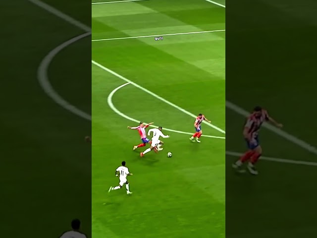 Comment bien dribbler au football #football #ronaldinho #mbappe #messi #ronaldo