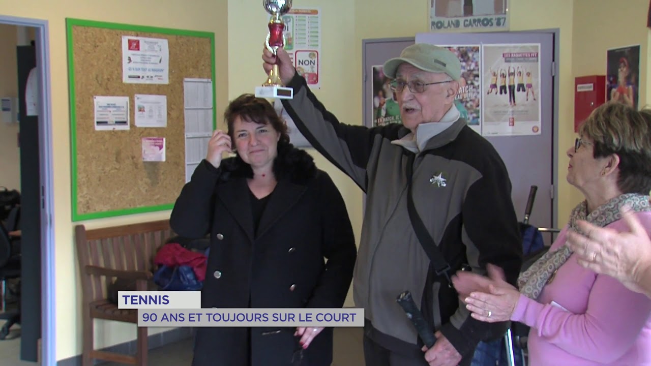 Tennis : 90 ans et toujours sur le court