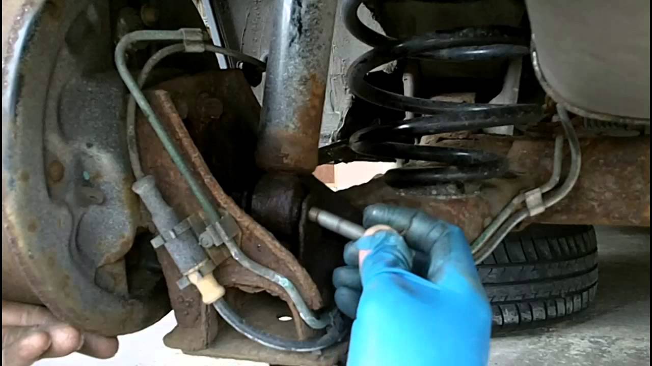 Change front coil springs ford focus #3