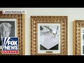 Trump replaces Bidens portrait with photo of autopen signature
