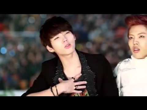 121214 WOOHYUN&DONG WOO during AILEE's perf of Raise Me Up FULL FANCAM!