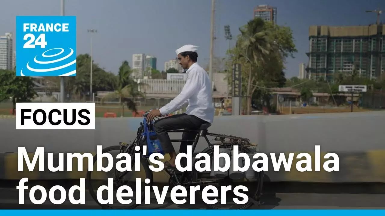 India: Mumbai's dabbawalas, a centuries-old food delivery service for workers • FRANCE 24 English