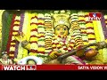 భద్రకాళి ఆలయంలో వైభవంగా నవరాత్రి వేడుకలు | Navratri Celebrations At Bhadrakali Temple | hmtv  - 03:07 min - News - Video