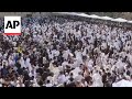 Jewish worshippers gather at Jerusalems Wailing Wall for traditional priestly blessing