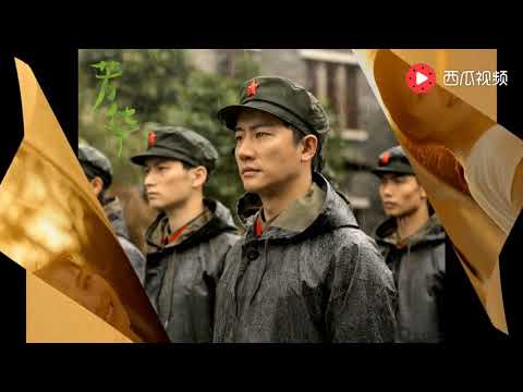 《芳华》片尾曲《绒花》,时隔38年,韩红动情演唱,让三代人泪奔