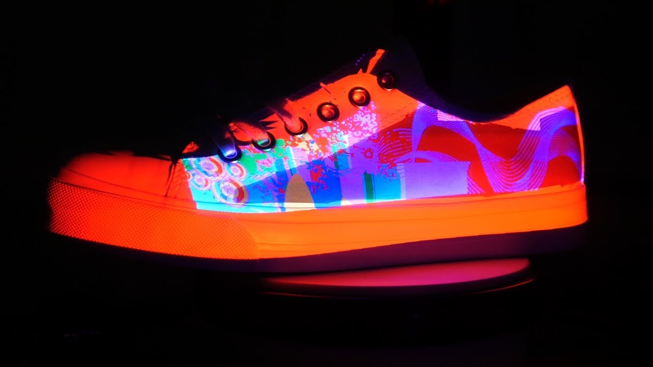 light up shoes that change colors