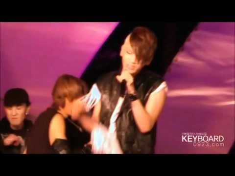 SHINee 2010 stage mistake compilation