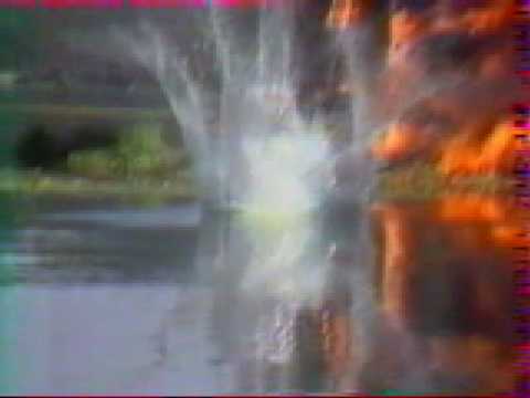 1st backflip moto ever Reckless rex 1976 water jump fmx dirt bike 