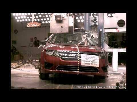 Ford Fusion Crash βίντεο από το 2010